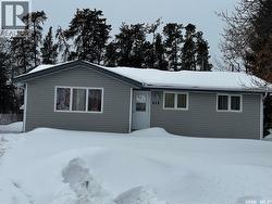 619 Guy PLACE La Ronge, SK S0J 1L0