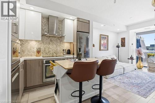 5220 DUNDAS Street Unit# D211  Burlington, ON L7L 0J4