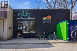 122 DIVISION STREET South Kingsville, ON N9Y 1P6