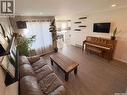 121 Martens Crescent, Warman, SK  - Indoor Photo Showing Living Room 