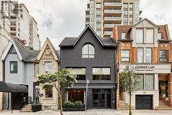 MAIN - 87 SCOLLARD STREET  Toronto, ON M5R 1G4
