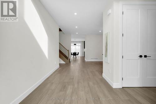 7251 Silver Creek Circle, London South (South V), ON - Indoor Photo Showing Other Room