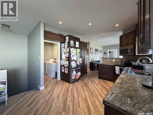 266 - 270 14Th Avenue Ne, Swift Current, SK - Indoor Photo Showing Kitchen With Double Sink With Upgraded Kitchen