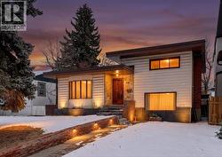 1708 29 Street SW  Calgary, AB T3C 1M4
