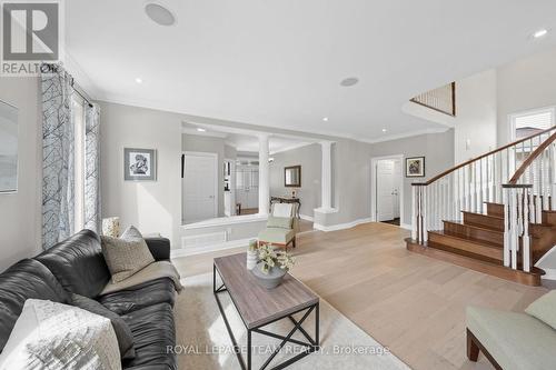 144 Whernside Terrace, Ottawa, ON - Indoor Photo Showing Living Room