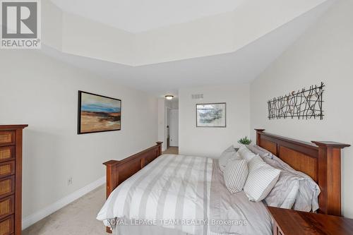 144 Whernside Terrace, Ottawa, ON - Indoor Photo Showing Bedroom