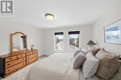 144 Whernside Terrace, Ottawa, ON - Indoor Photo Showing Bedroom