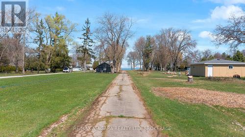 1204 Lakeshore Road W, St. Catharines (Rural Port), ON 