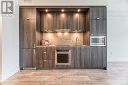 518 - 858 DUPONT STREET Toronto, ON M6G 0C1