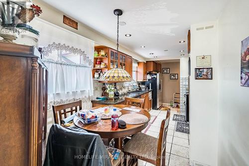 7150 Harwick Drive, Mississauga, ON - Indoor Photo Showing Dining Room