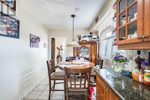 7150 Harwick Drive, Mississauga, ON - Indoor Photo Showing Dining Room