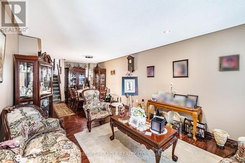 7150 Harwick Drive, Mississauga, ON - Indoor