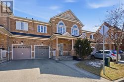 39 KEYWOOD STREET Ajax, ON L1Z 2E5