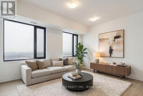 5002 - 2920 HIGHWAY 7 ROAD  Vaughan, ON L4K 0P4