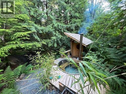 9340 Malaspina Rd, Powell River, BC - Outdoor