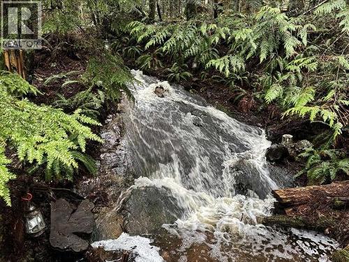 9340 Malaspina Rd, Powell River, BC - Outdoor