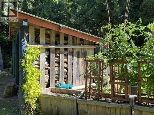 9340 Malaspina Rd, Powell River, BC - Outdoor