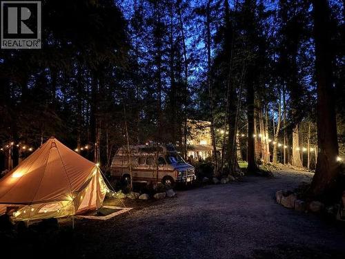 9340 Malaspina Rd, Powell River, BC - Outdoor