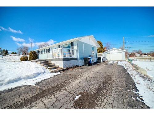 190 Neil, Bathurst, NB 
