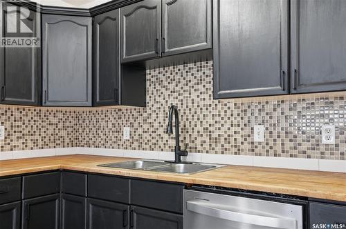 330 Carter Crescent, Saskatoon, SK 