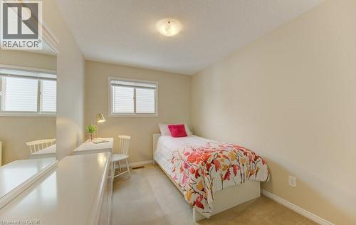 594 Hunters Place, Waterloo, ON - Indoor Photo Showing Bedroom