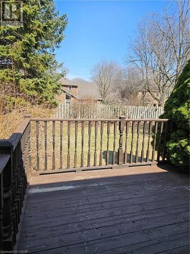 594 Hunters Place, Waterloo, ON - Outdoor
