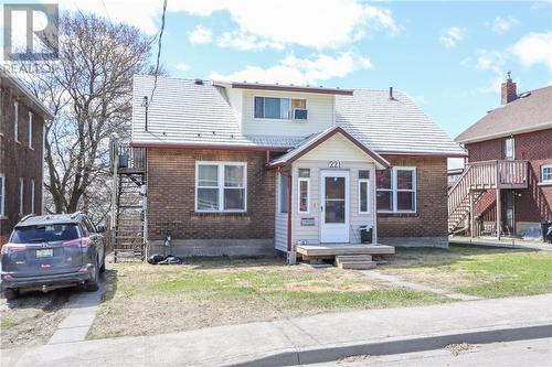 221 Oak Street  Sudbury, ON P3C 1M8