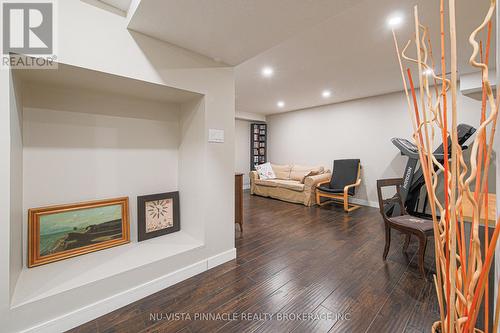 1908 Coronation Drive, London North (North E), ON - Indoor