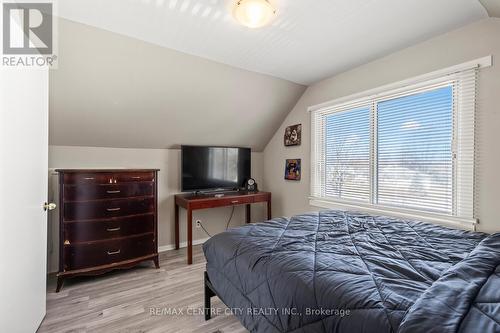 292 Paardeberg Crescent, London East (East C), ON - Indoor Photo Showing Bedroom