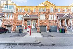 449 ASPENDALE CRESCENT  Mississauga, ON L5W 0E7