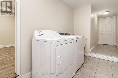 449 Aspendale Crescent, Mississauga, ON - Indoor Photo Showing Laundry Room