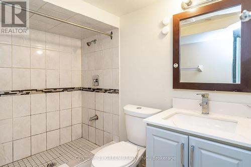 449 Aspendale Crescent, Mississauga, ON - Indoor Photo Showing Bathroom