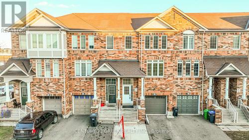449 Aspendale Crescent, Mississauga, ON -  Photo Showing Garage