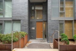 8-106 Varna Drive Toronto, ON M6A 0C8