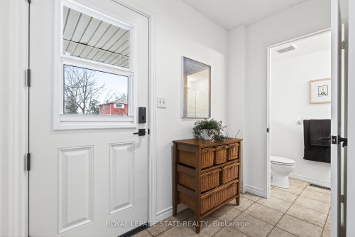 1279 Nottingham Avenue, Burlington, ON - Indoor Photo Showing Other Room
