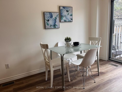 1279 Nottingham Avenue, Burlington, ON - Indoor Photo Showing Dining Room