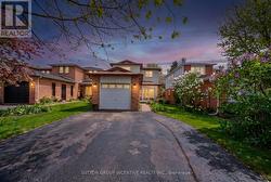 113 GARDEN DRIVE Barrie, ON L4N 5T9