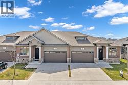 6 Summerville AVENUE  Leamington, ON N8H 0C5