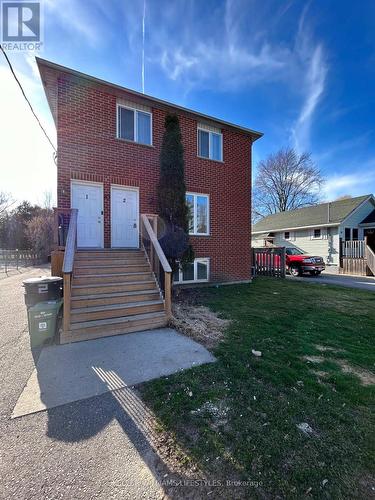 2 - 83 Marlborough Avenue, London South (South I), ON - Outdoor With Exterior