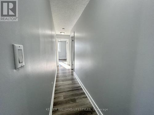 2 - 83 Marlborough Avenue, London South (South I), ON - Indoor Photo Showing Other Room