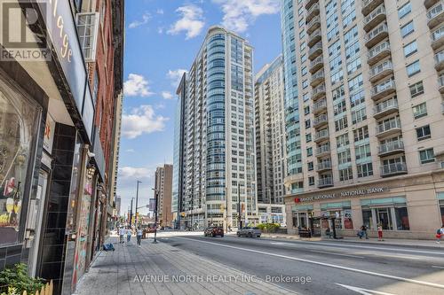 2604 - 242 RIDEAU STREET  Ottawa, ON K1N 0B7