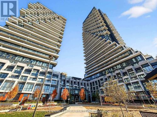 802 - 30 Inn On The Park Drive, Toronto, ON - Outdoor With Facade