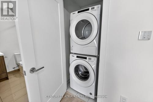 802 - 30 Inn On The Park Drive, Toronto, ON - Indoor Photo Showing Laundry Room
