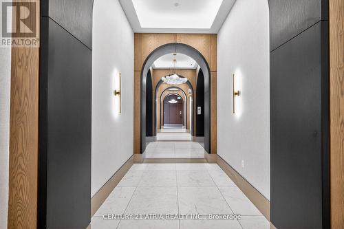 802 - 30 Inn On The Park Drive, Toronto, ON - Indoor Photo Showing Other Room