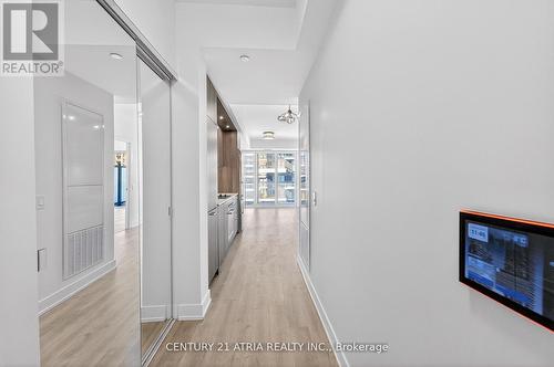 802 - 30 Inn On The Park Drive, Toronto, ON -  Photo Showing Other Room