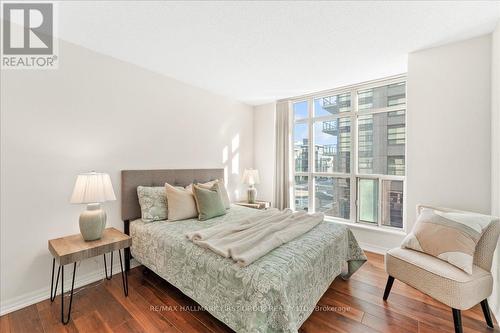 303 - 1600 Charles Street, Whitby, ON - Indoor Photo Showing Bedroom