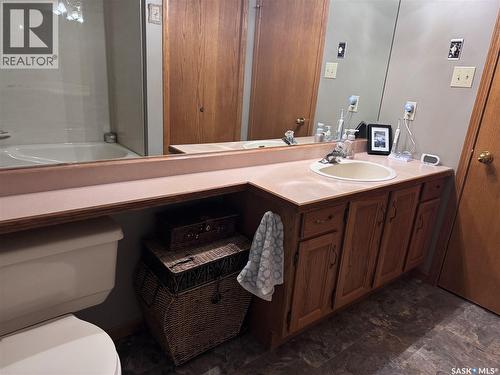 930 Sinotte Crescent, La Ronge, SK - Indoor Photo Showing Bathroom