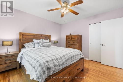 1987 Deanhome Road, Mississauga, ON - Indoor Photo Showing Bedroom