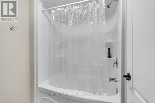 69 William Street, Tillsonburg, ON - Indoor Photo Showing Bathroom