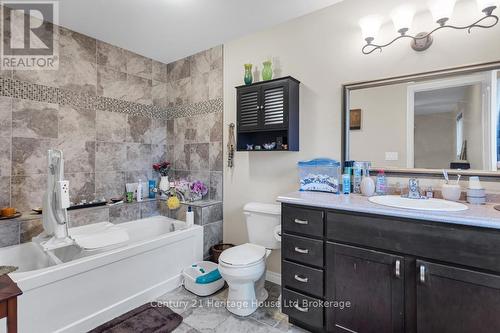 69 William Street, Tillsonburg, ON - Indoor Photo Showing Bathroom